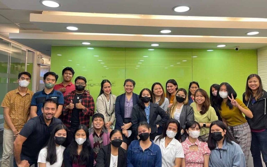 Ark One student program session with Las Piñas College students